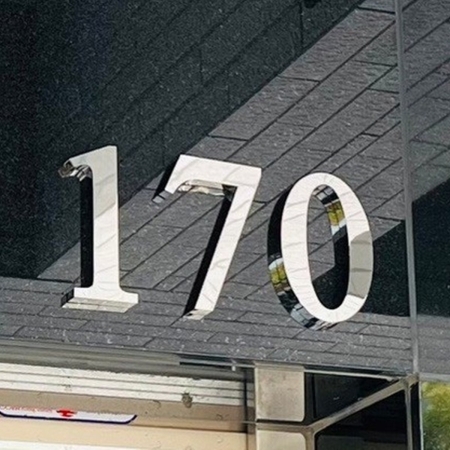 不鏽鋼亮面鐵殼字