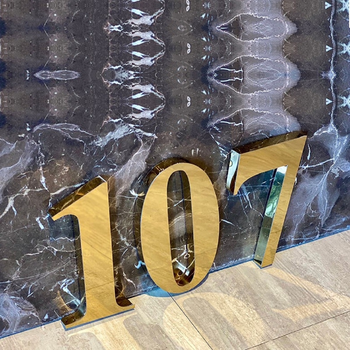 GRP-811-不鏽鋼鍍鈦金亮面鐵殼字